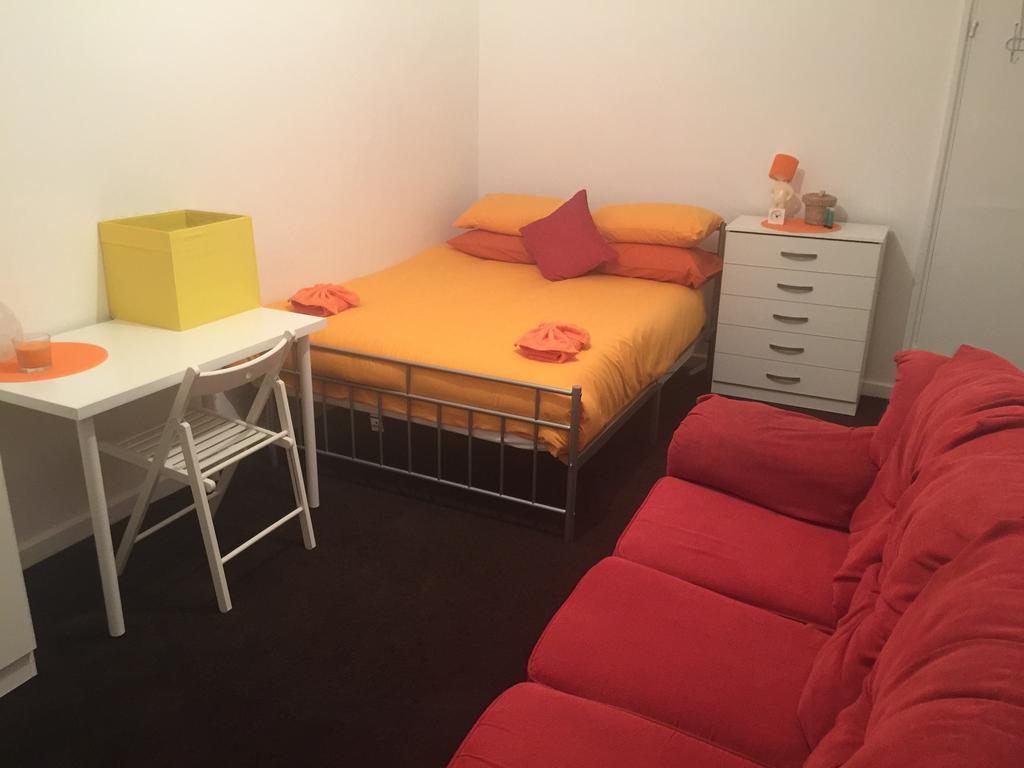 London Nice Rooms 3 Extérieur photo